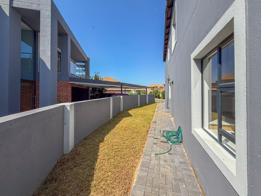 3 Bedroom Property for Sale in Melodie North West